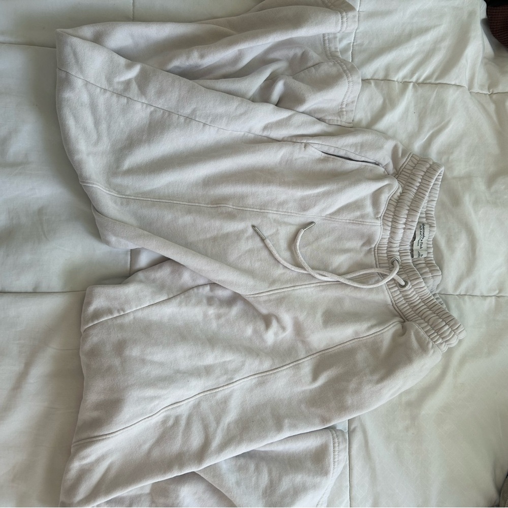 Abercrombie & Fitch Soft Cream Joggers
